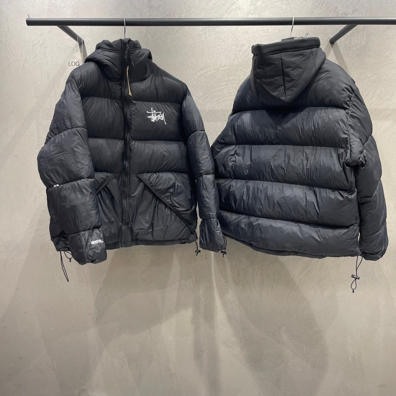 스*** 자수 푸퍼 패딩