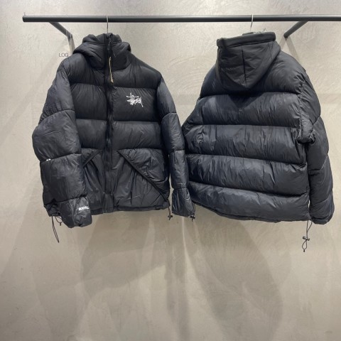 스*** 자수 푸퍼 패딩