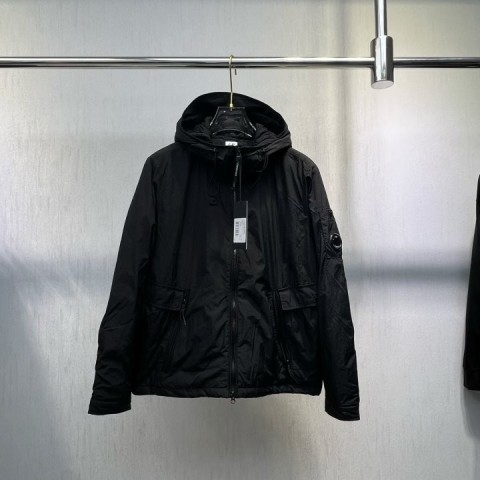 씨**** 크롬 R 바람막이