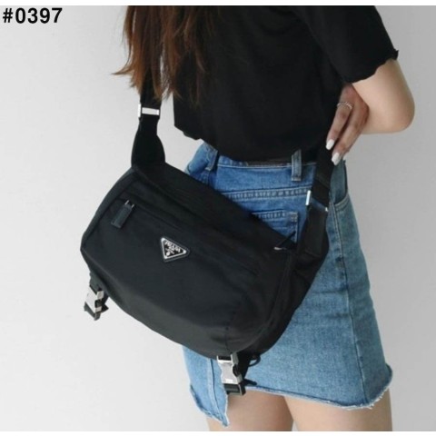 프** 리나일론 사피아노 숄더백
